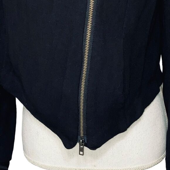 Vince Wm’s Sz Med Black Knit Long Sleeve Asymmetrical Zip Mock Neck Jacket - Picture 3 of 7